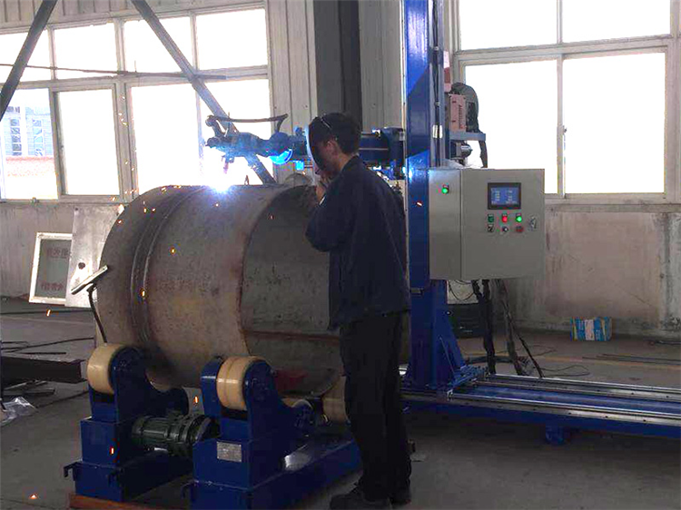 自動(dòng)焊接設(shè)備